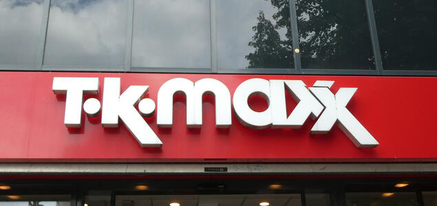 signage t k maxx