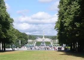 entrance to vigeland