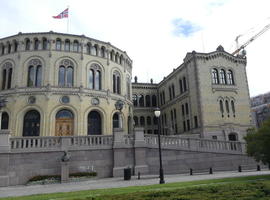 yellow brick parliament building